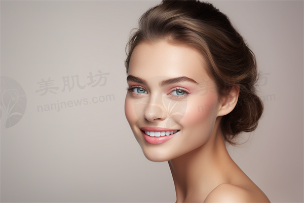 宁波首美医疗美容门诊部预约方便吗？当然，预约非常简单快捷，服务也特别贴心！